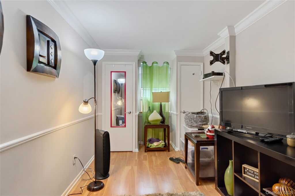 180 Madison Avenue, Rye, NY 10573 - Photo 17 of 30