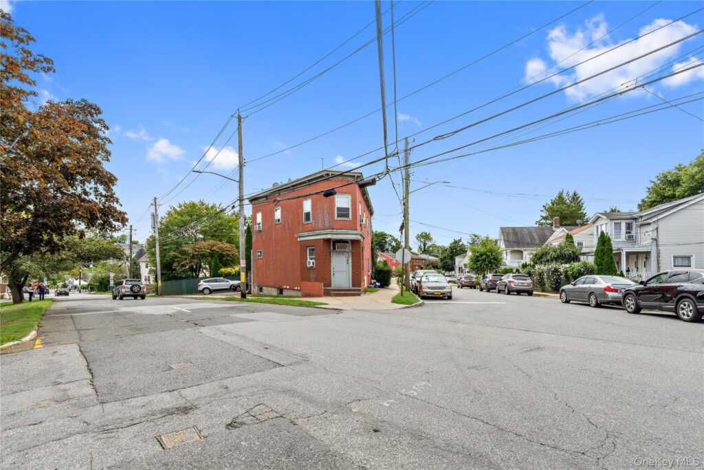 180 Madison Avenue, Rye, NY 10573 - Photo 2 of 30