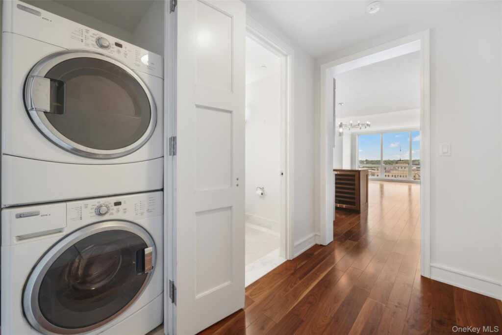 5 Renaissance Square, Unit #25F, White Plains, NY 10601 - Photo 6 of 29