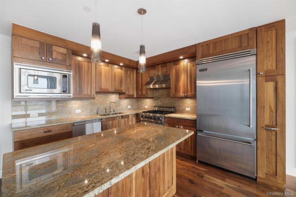 5 Renaissance Square, Unit #25F, White Plains, NY 10601 - Photo 9 of 29