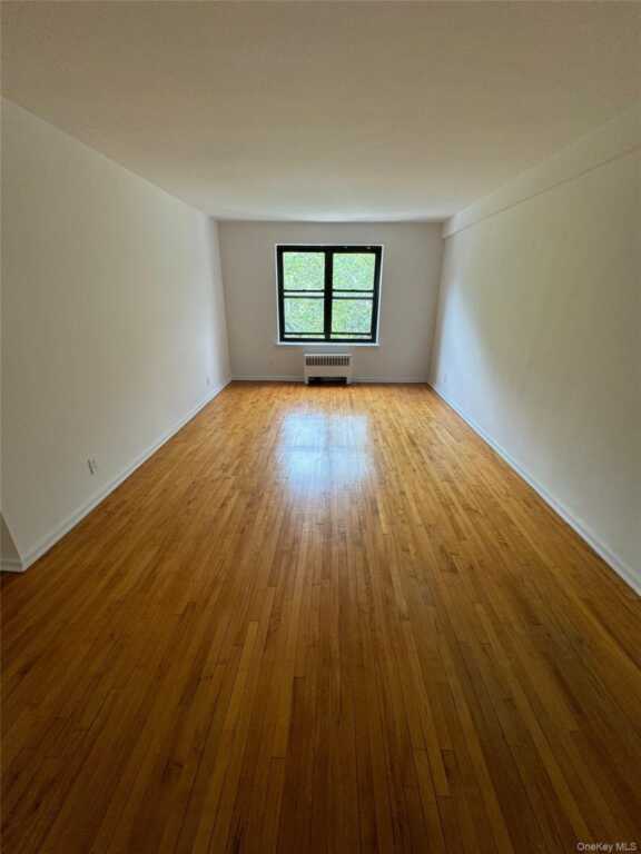 59 Old Mamaroneck Road, Unit #3E, White Plains, NY 10605 - Photo 3 of 9