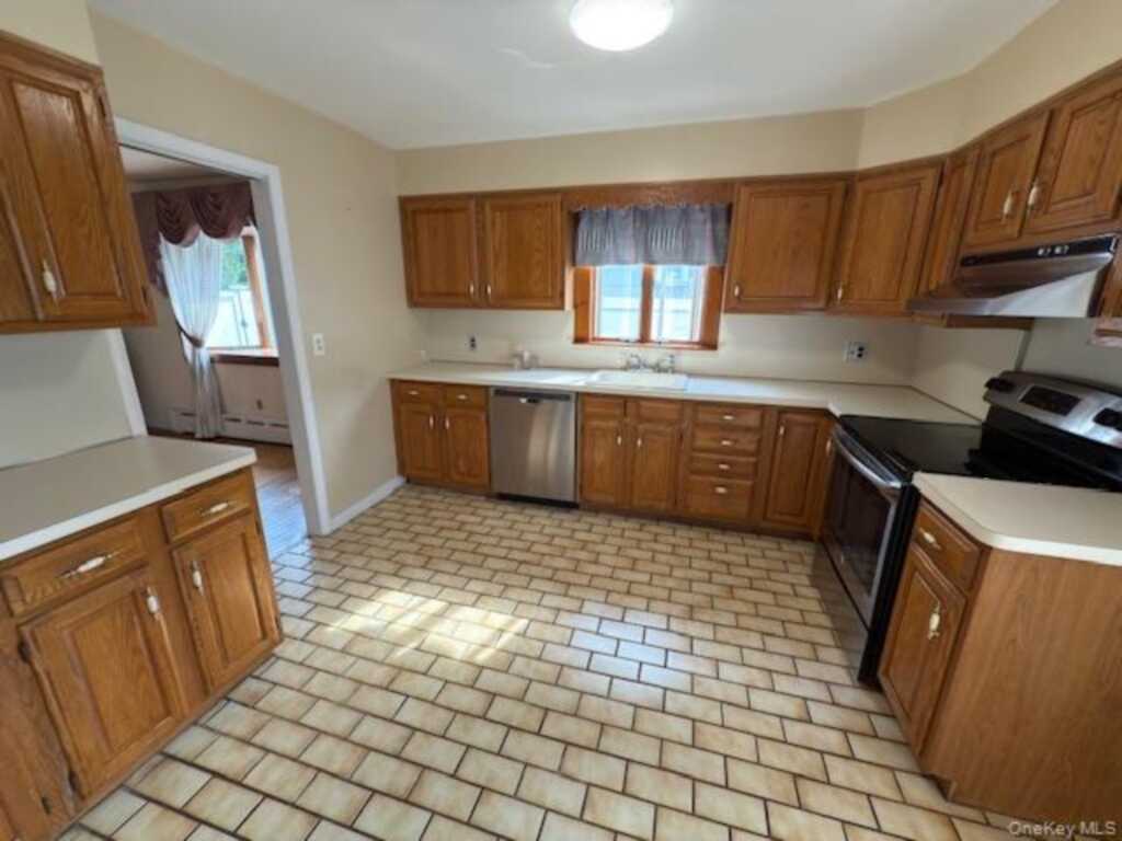 812 Halstead Avenue, Rye, NY 10543 - Photo 12 of 34