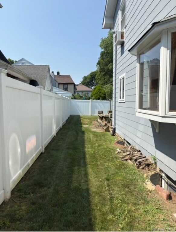 812 Halstead Avenue, Rye, NY 10543 - Photo 4 of 34