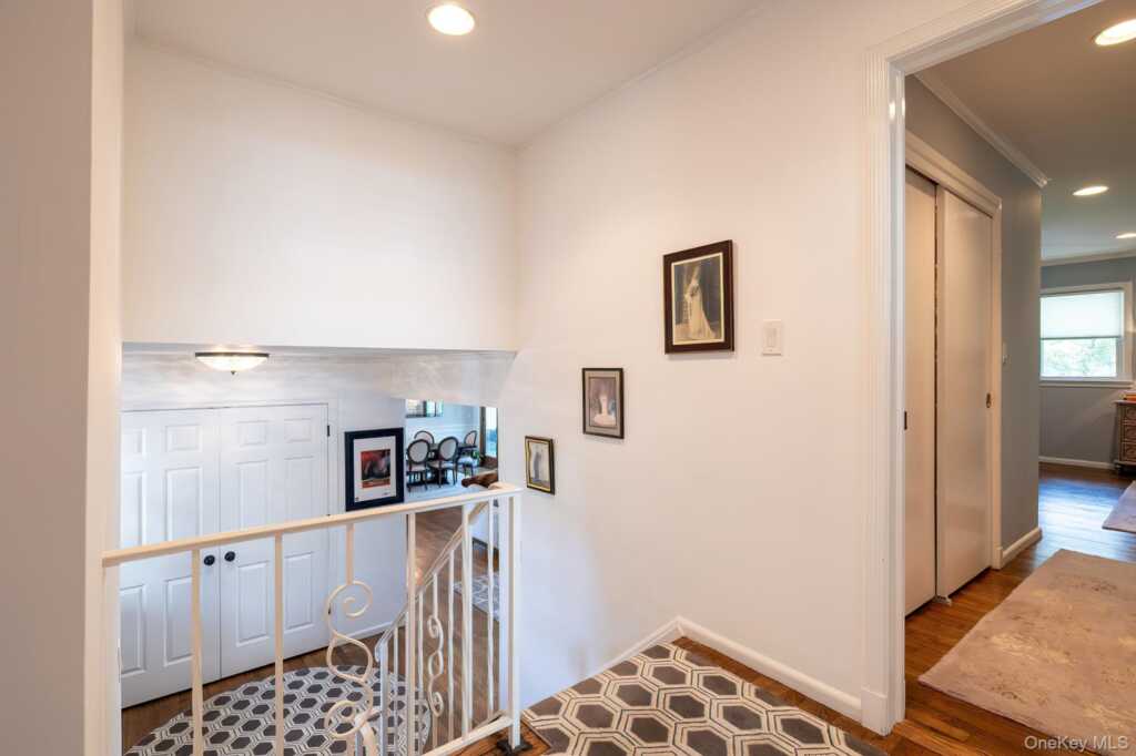 53 Country Ridge Drive, Rye, NY 10573 - Photo 16 of 50