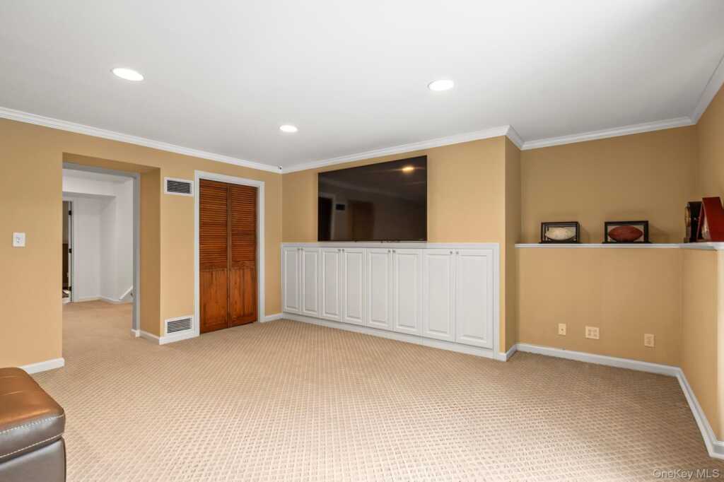 53 Country Ridge Drive, Rye, NY 10573 - Photo 26 of 50