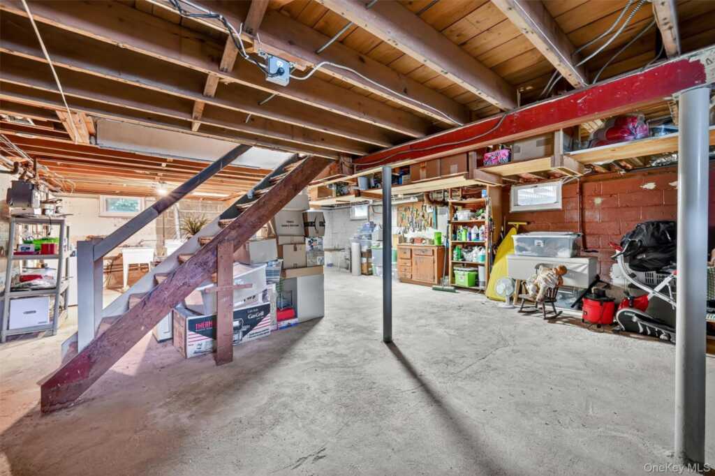 15 Bellows Lane, New City, NY 10956 - Photo 17 of 22