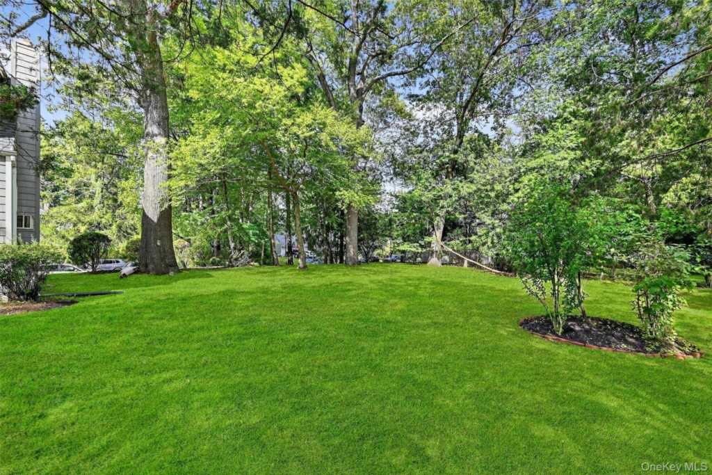 15 Bellows Lane, New City, NY 10956 - Photo 20 of 22