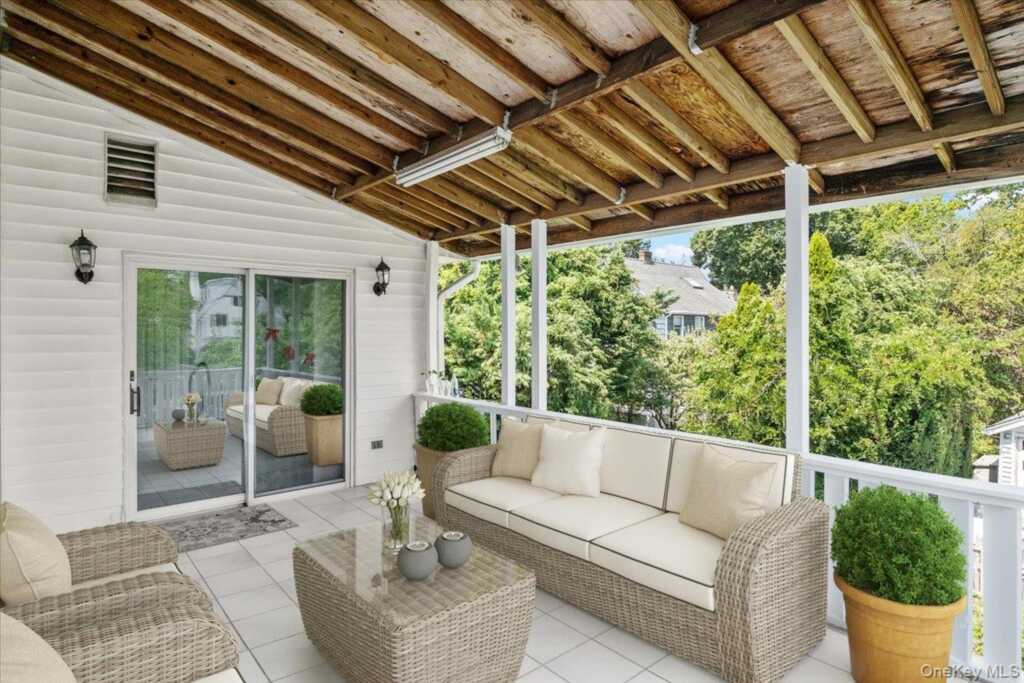 36 Bryant Avenue, White Plains, NY 10605 - Photo 13 of 32