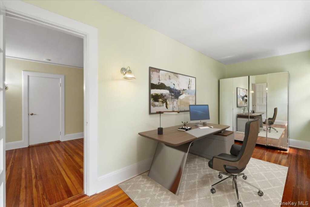 36 Bryant Avenue, White Plains, NY 10605 - Photo 15 of 32