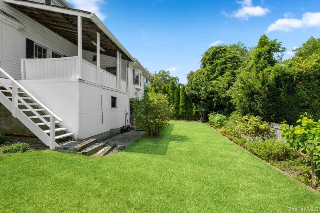 36 Bryant Avenue, White Plains, NY 10605 - Photo 27 of 32