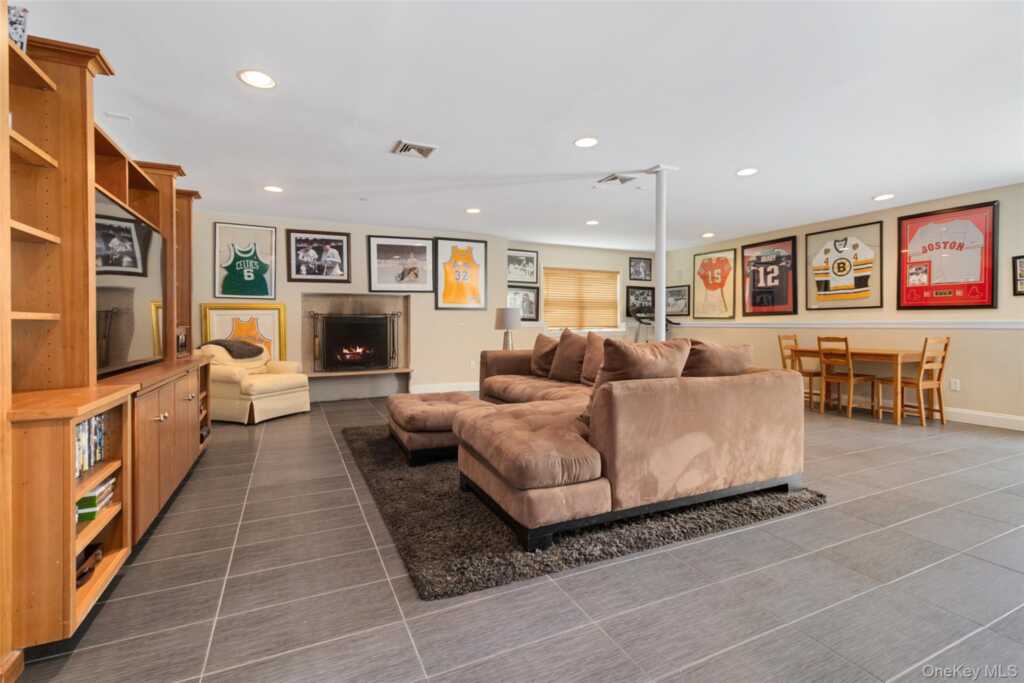 33 Hillandale Road, Rye, NY 10573 - Photo 22 of 32