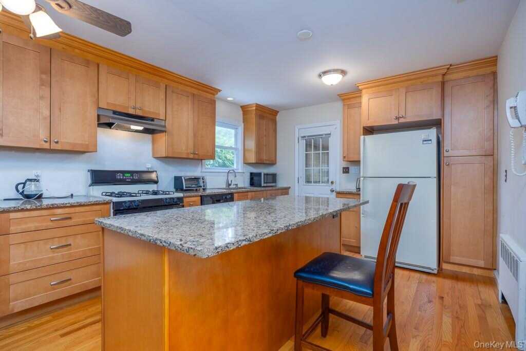 85 Lt Cox Drive, Pearl River, NY 10965 - Photo 14 of 29