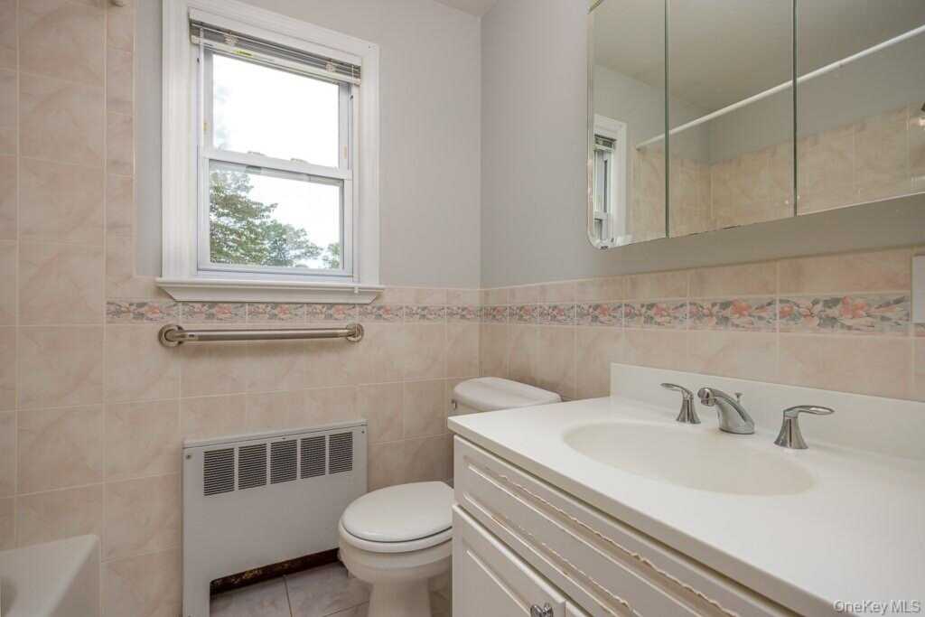 85 Lt Cox Drive, Pearl River, NY 10965 - Photo 17 of 29