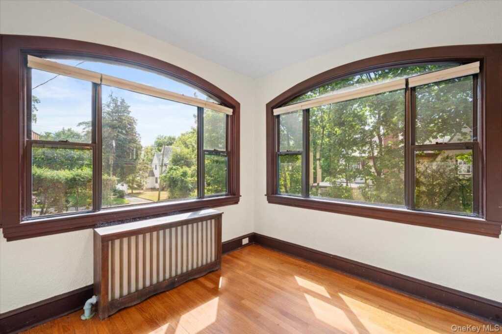 98 Rosehill Avenue, New Rochelle, NY 10804 - Photo 14 of 34
