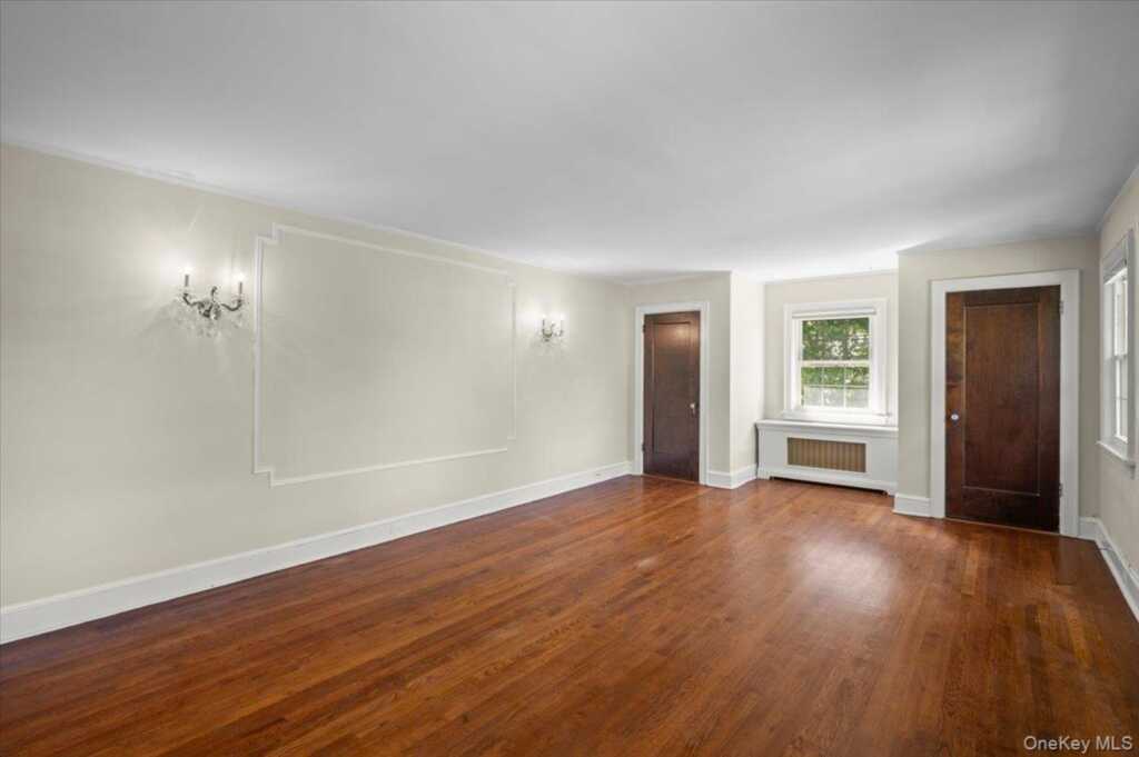 98 Rosehill Avenue, New Rochelle, NY 10804 - Photo 19 of 34