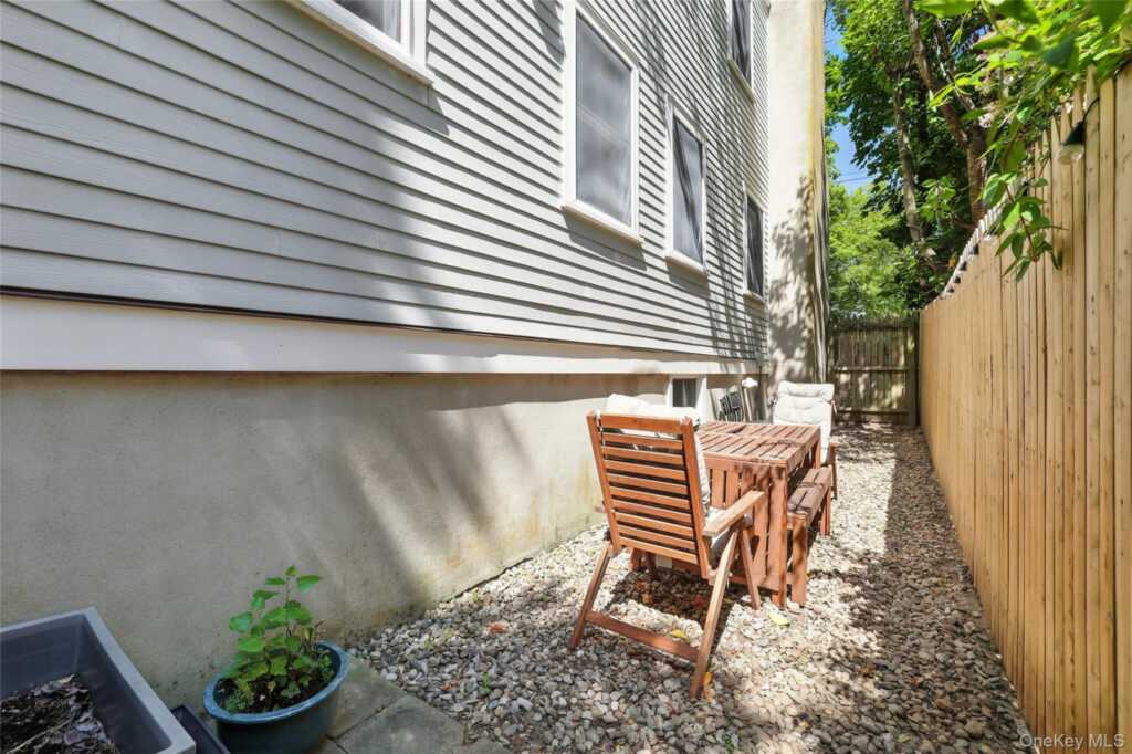 134-136 Dearborn Avenue, Rye, NY 10580 - Photo 28 of 37