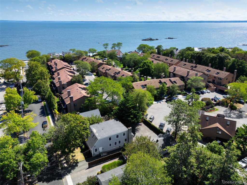 134-136 Dearborn Avenue, Rye, NY 10580 - Photo 33 of 37