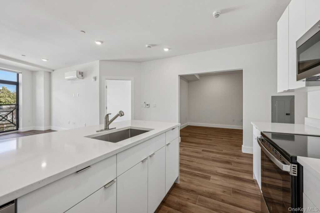 199 Post Road, Unit #306, White Plains, NY 10601 - Photo 15 of 22