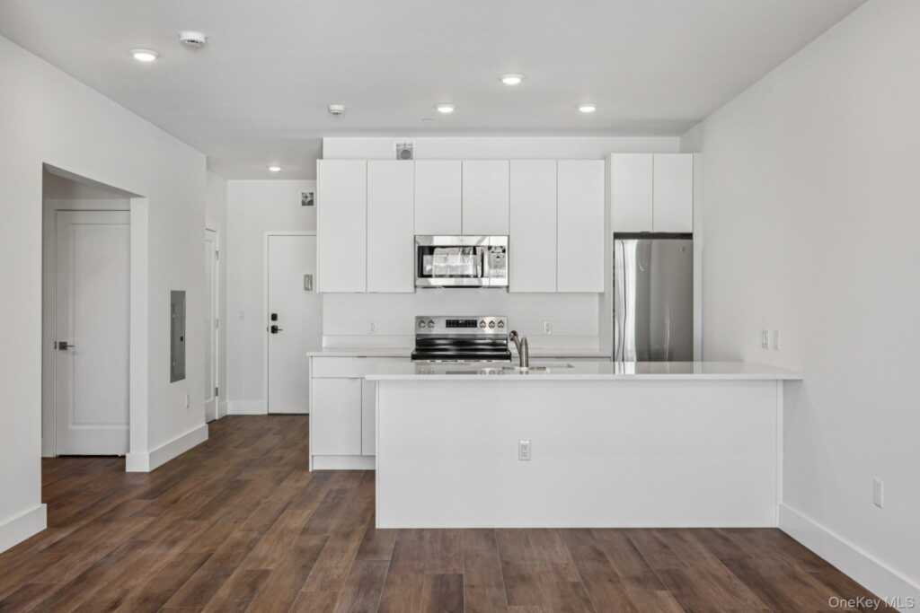 199 Post Road, Unit #205, White Plains, NY 10601 - Photo 15 of 21