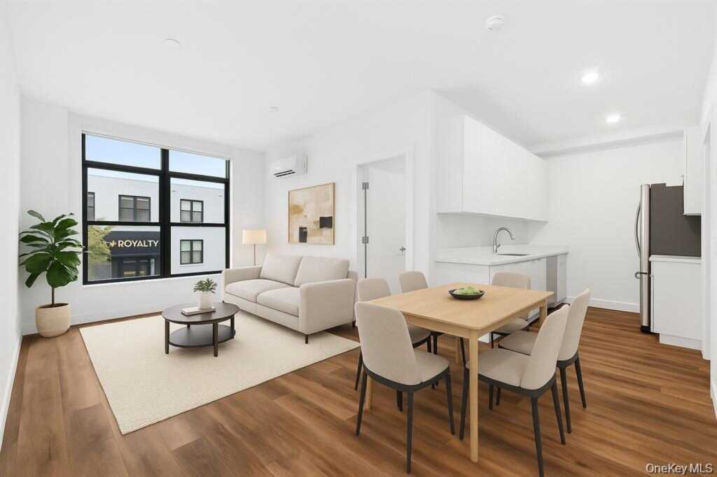 199 E Post Road, Unit #204, White Plains, NY 10601