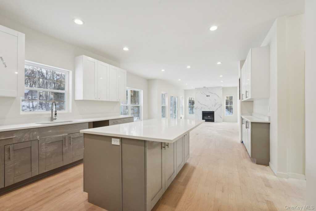 10 Vargas Circle, Stony Point, NY 10980 - Photo 12 of 31