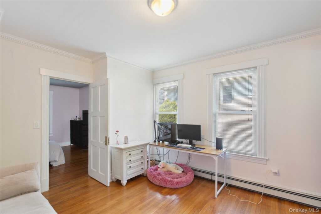 128 Hale Avenue, White Plains, NY 10605 - Photo 7 of 20