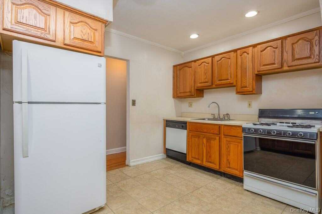 137 Blauvelt Road, Nanuet, NY 10954 - Photo 19 of 26