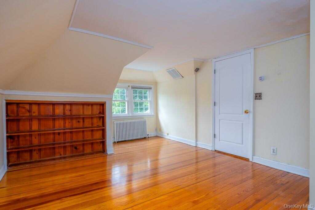 137 Blauvelt Road, Nanuet, NY 10954 - Photo 23 of 26