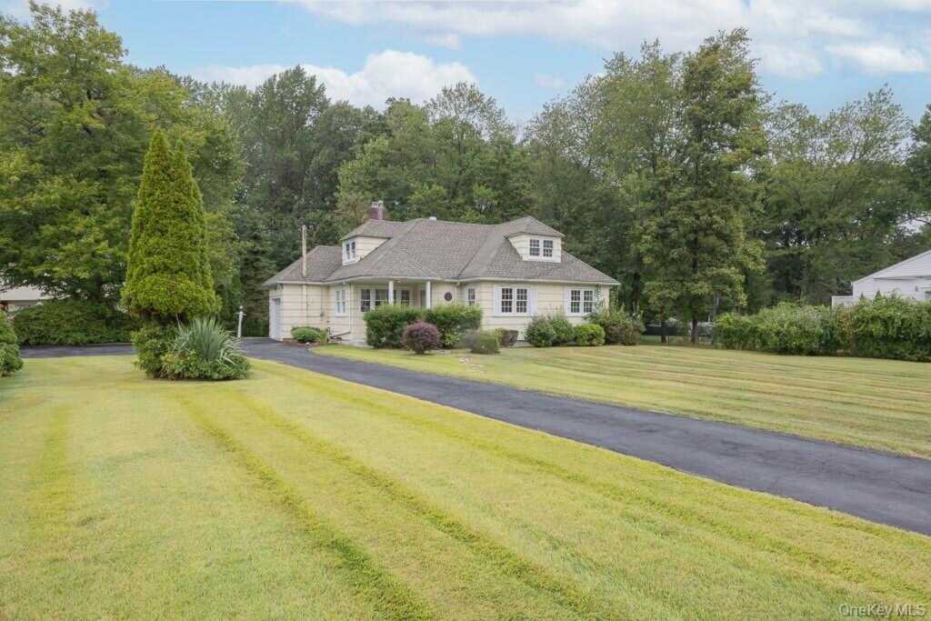 137 Blauvelt Road, Nanuet, NY 10954 - Photo 3 of 26