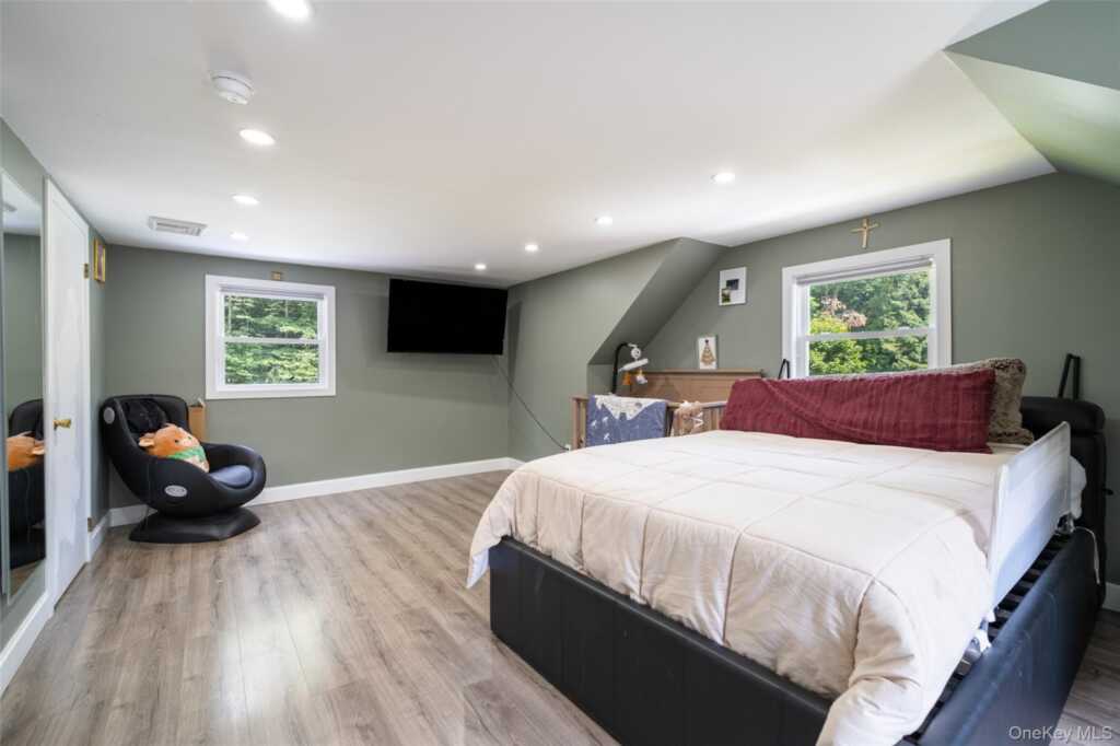 32 Badger Street, New City, NY 10956 - Photo 24 of 46