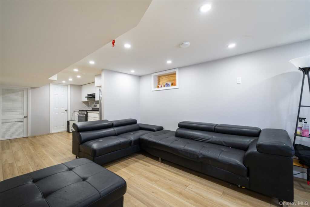 32 Badger Street, New City, NY 10956 - Photo 29 of 46
