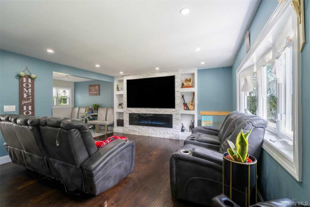 32 Badger Street, New City, NY 10956 - Photo 7 of 46