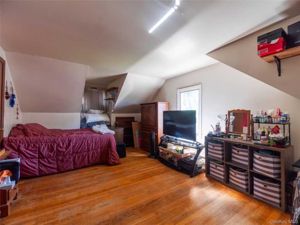 60 Lafayette Drive, Rye, NY 10573 - Photo 18 of 23