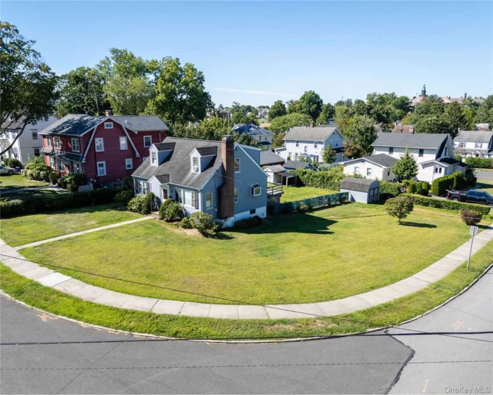 60 Lafayette Drive, Rye, NY 10573 - Photo 4 of 23