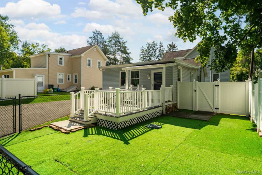 211 West Main Street, Stony Point, NY 10980 - Photo 25 of 29