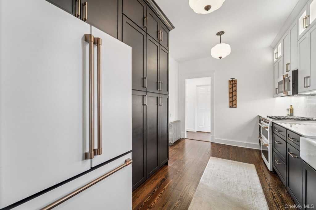 153 High Avenue, Nyack, NY 10960 - Photo 14 of 50