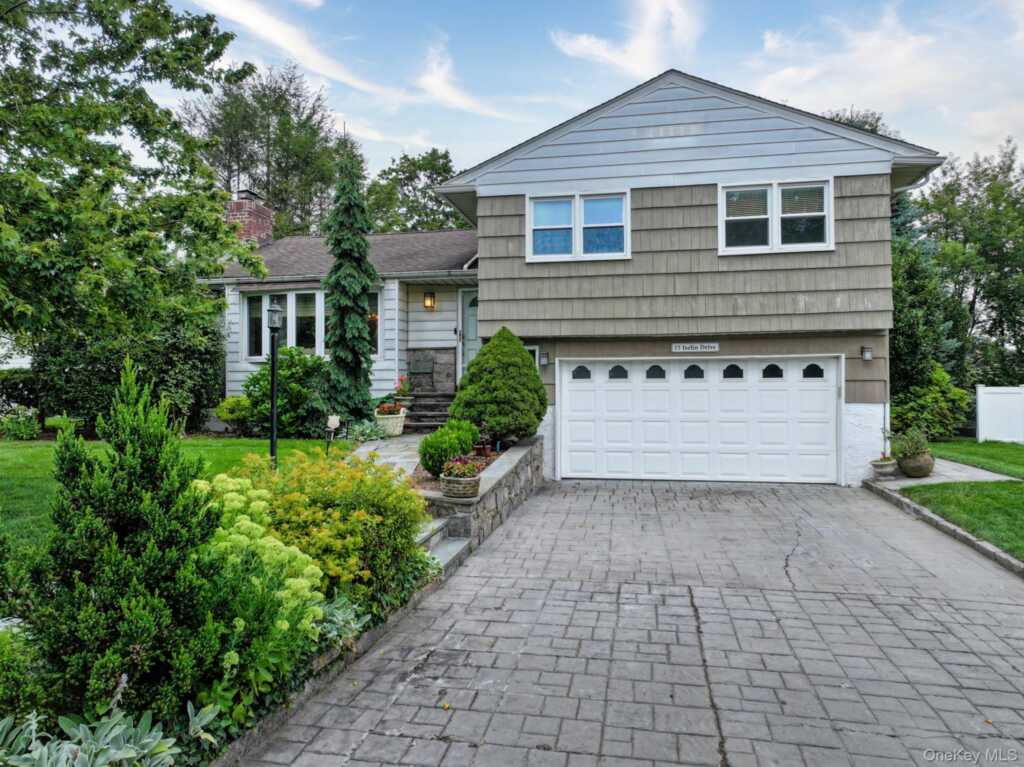 15 Iselin Drive, New Rochelle, NY 10804
