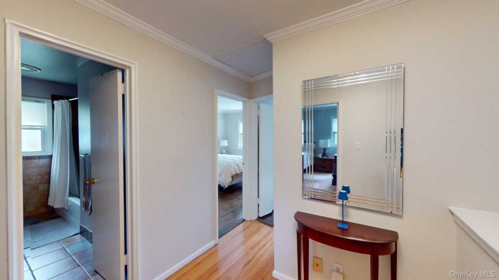 15 Iselin Drive, New Rochelle, NY 10804 - Photo 15 of 36