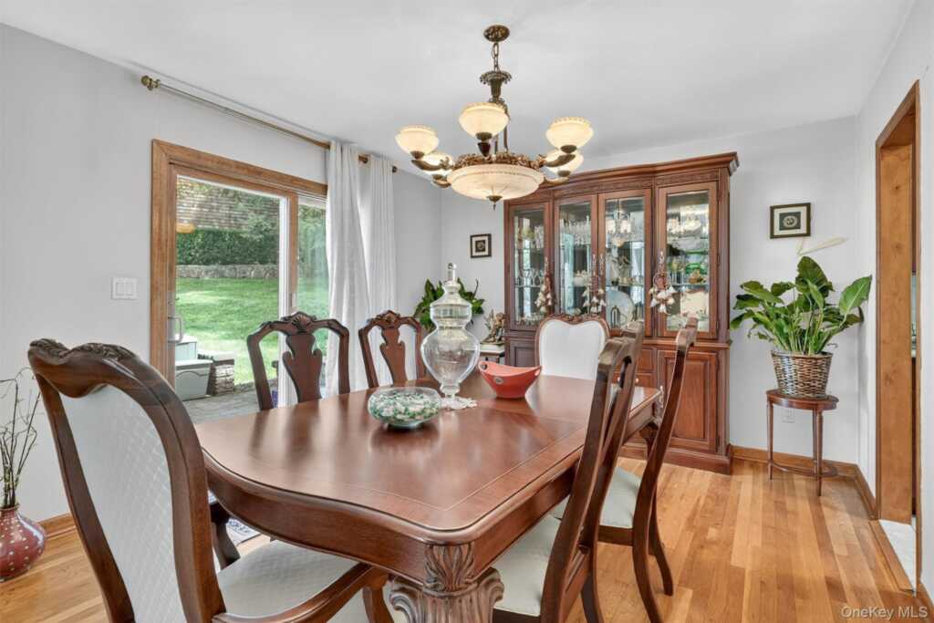 99 Spencer Drive, New Rochelle, NY 10801 - Photo 12 of 38