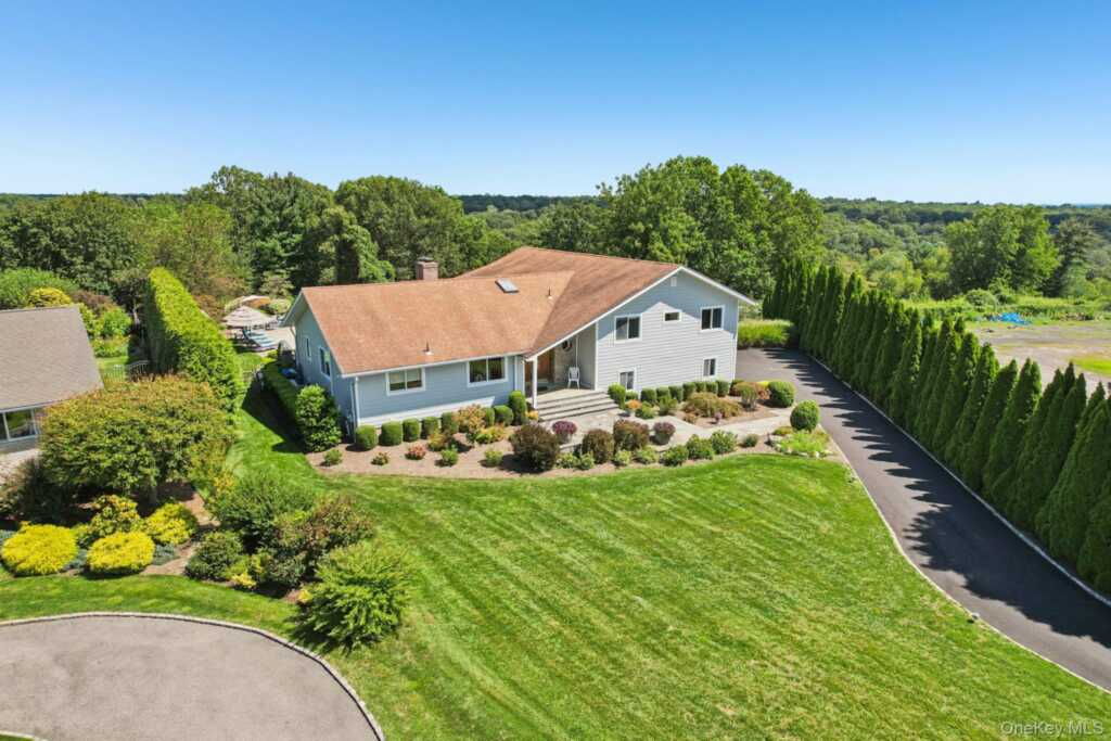 17 Magnolia Drive, Rye, NY 10573