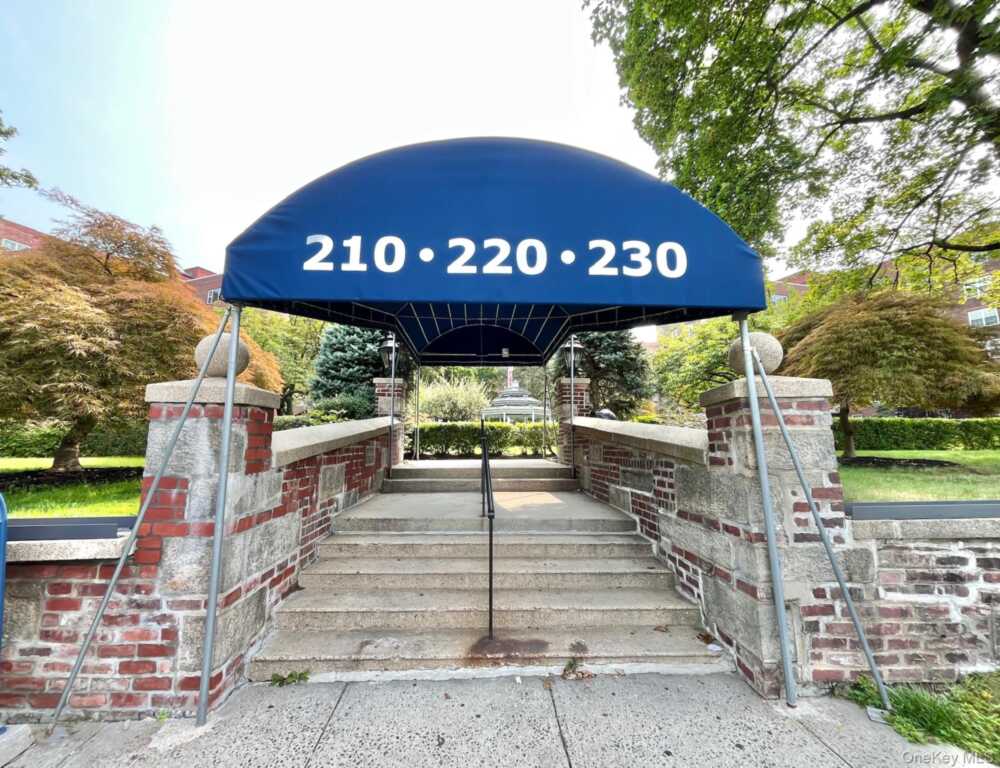 210 Pelham Road, Unit #4G, New Rochelle, NY 10805 - Photo 15 of 21