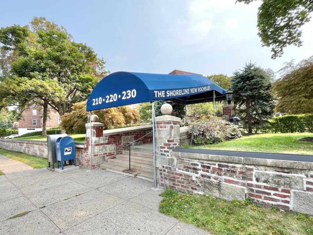 210 Pelham Road, Unit #4G, New Rochelle, NY 10805 - Photo 16 of 21