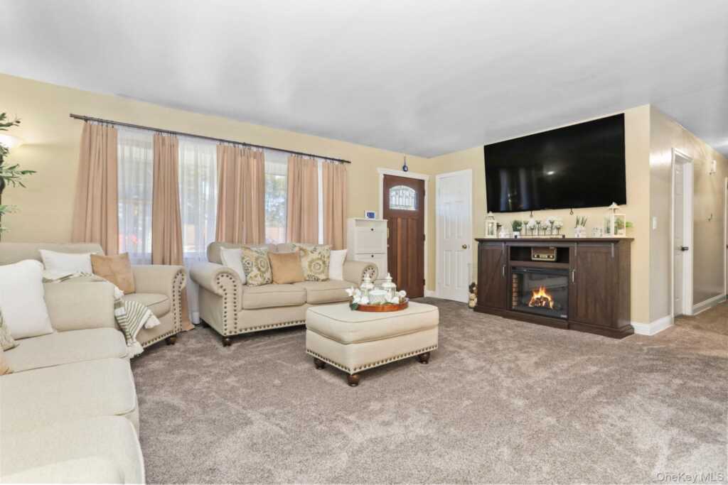 33 Easton Street, Stony Point, NY 10980 - Photo 12 of 41