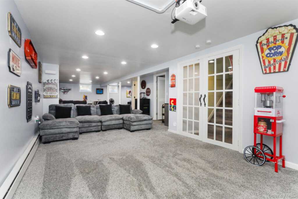 33 Easton Street, Stony Point, NY 10980 - Photo 19 of 41