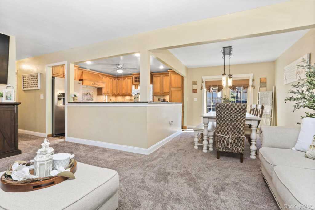 33 Easton Street, Stony Point, NY 10980 - Photo 4 of 41