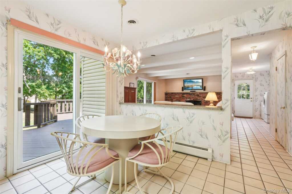 11 Kendall Drive, New City, NY 10956 - Photo 13 of 50