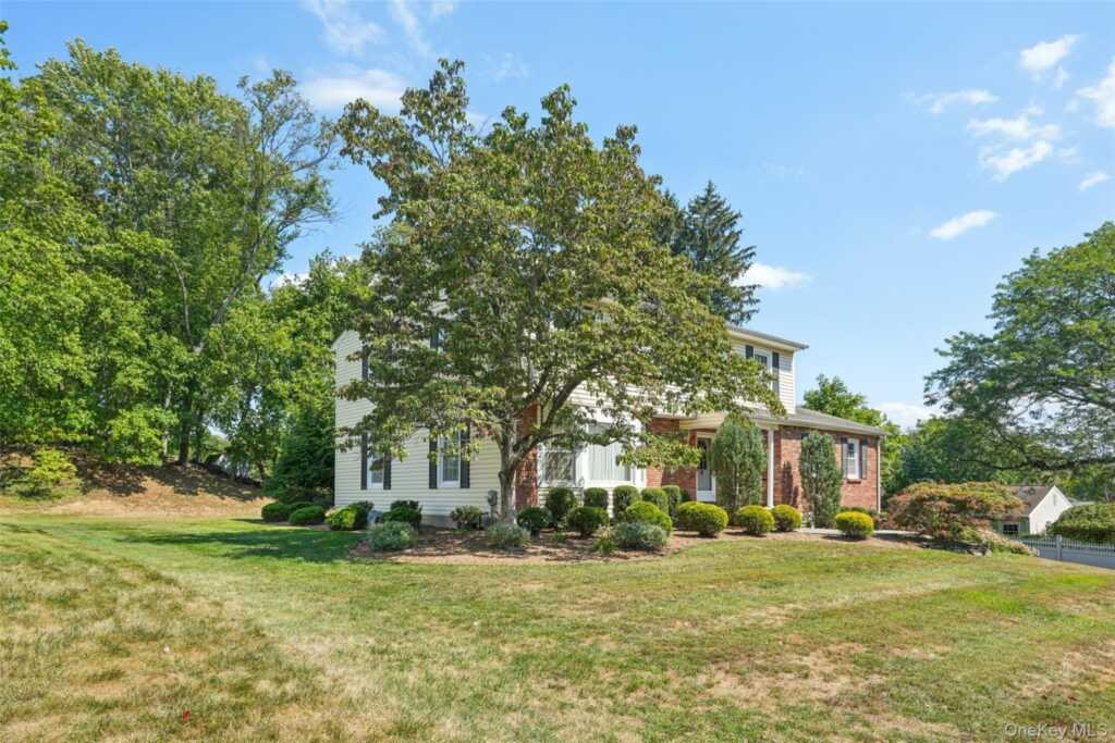 11 Kendall Drive, New City, NY 10956 - Photo 2 of 50