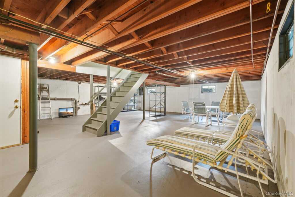 11 Kendall Drive, New City, NY 10956 - Photo 40 of 50
