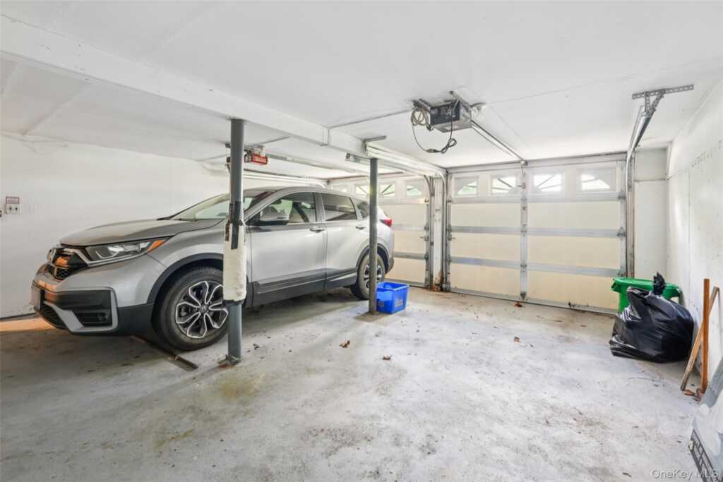 11 Kendall Drive, New City, NY 10956 - Photo 42 of 50