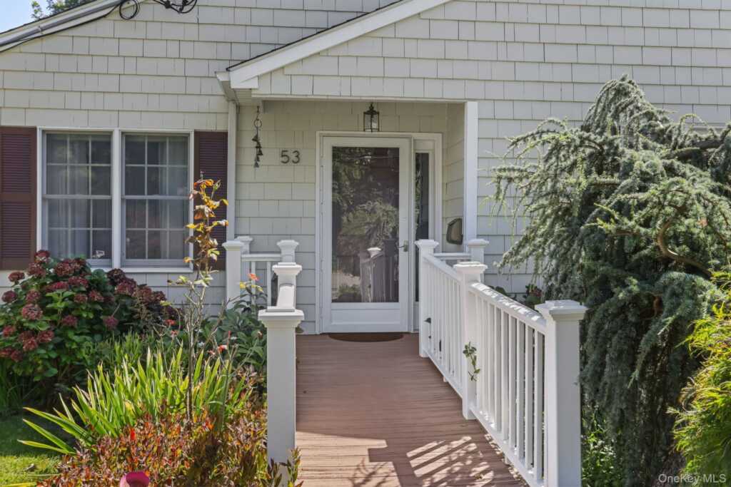 53 Linden Street, Rye, NY 10573 - Photo 2 of 46